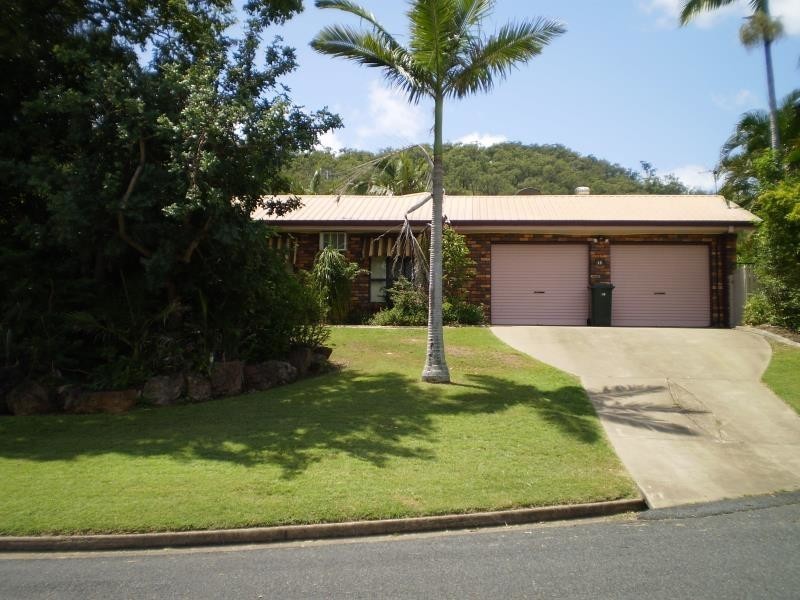 16 Davey Avenue, Frenchville QLD 4701